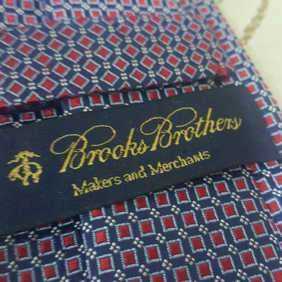 Brooks Brothers Tie - Picture 2 of 4